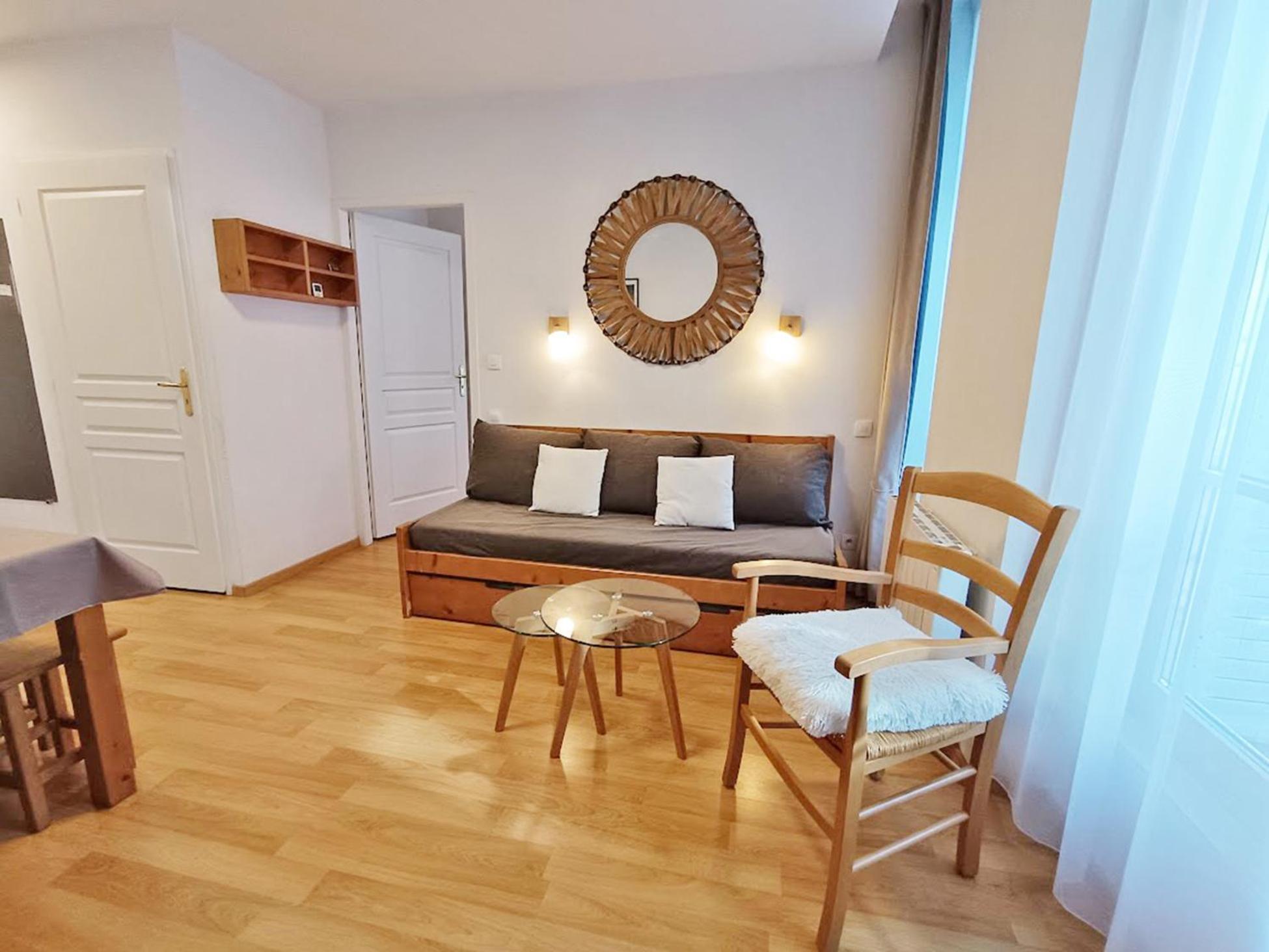 L'Eterlou, T3, Centre Luchon, Wifi, Casier A Skis, Ascenseur, 6 Personnes Bagnères-de-Luchon Екстериор снимка